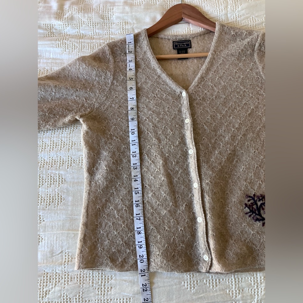 ABERCROMBIE & Fitch Tan Wool Blend Knot Cardigan Sweater Size L (Like a S-M) - Picture 8 of 11